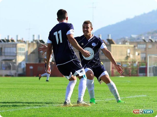 חוגג עם צעדון (עודד חסין)